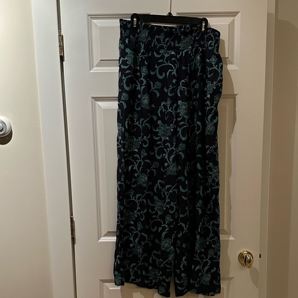 SUNDANCE women’s Himari Floral Pants - Picture 2 of 7